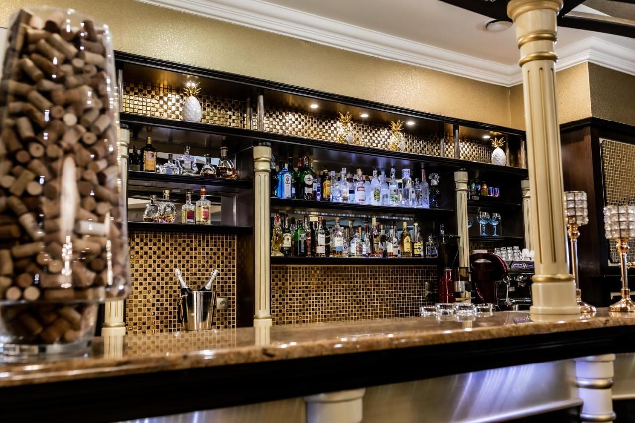 奥拉韦安酒店 Oława 外观 照片